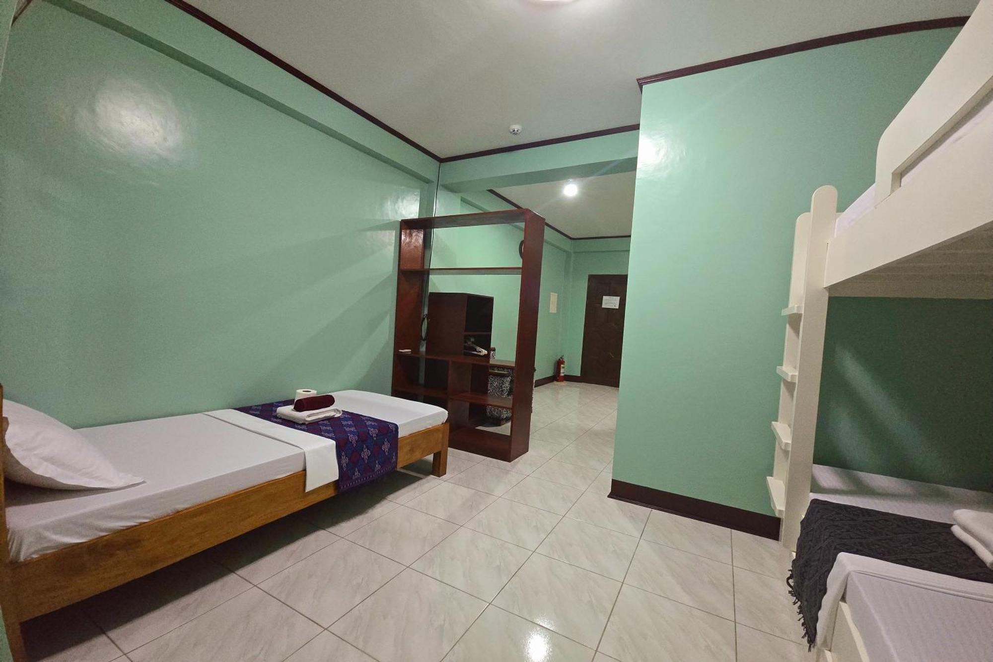Nober Pension House City Center Puerto Princesa Kültér fotó