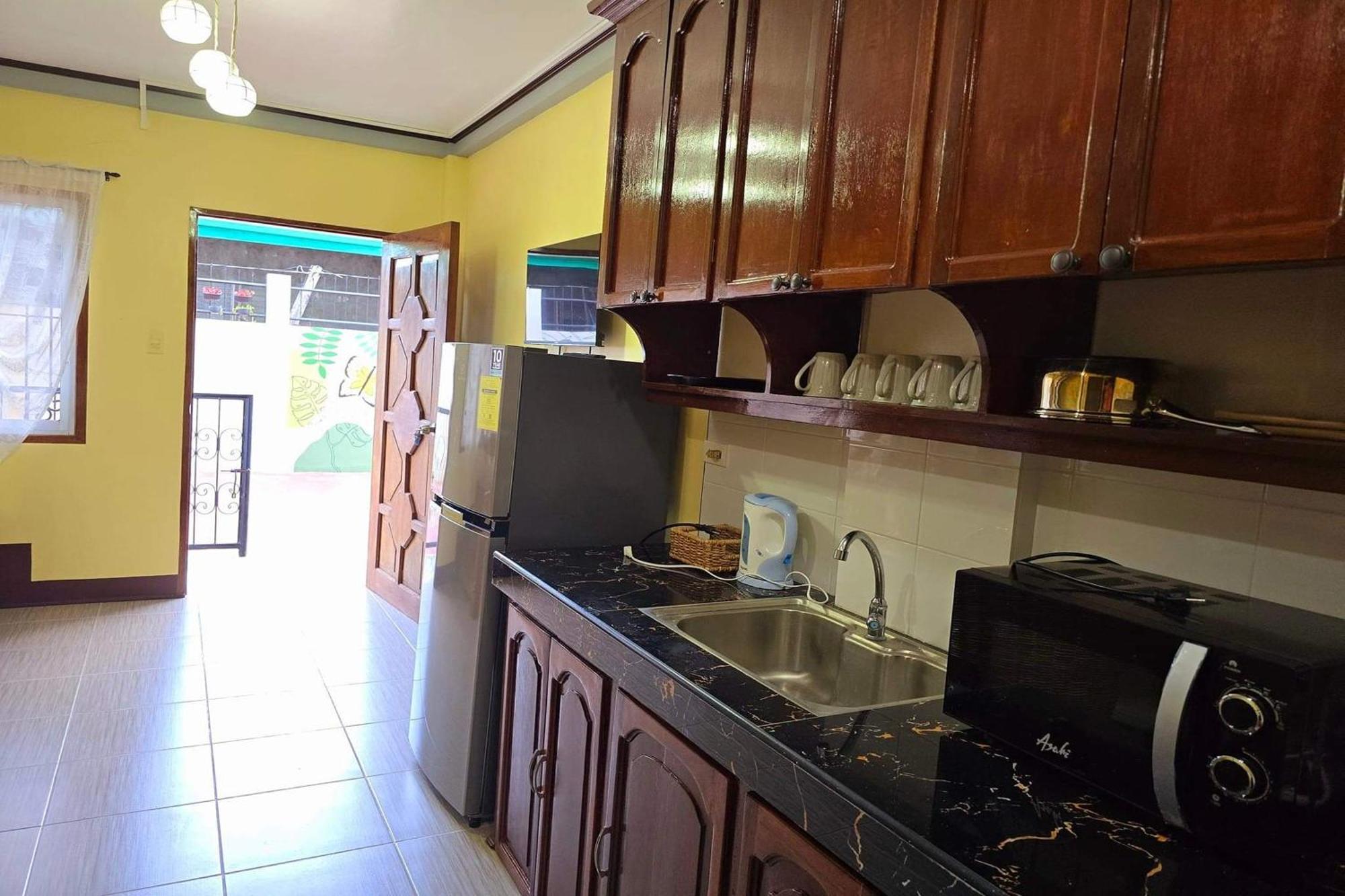 Nober Pension House City Center Puerto Princesa Kültér fotó