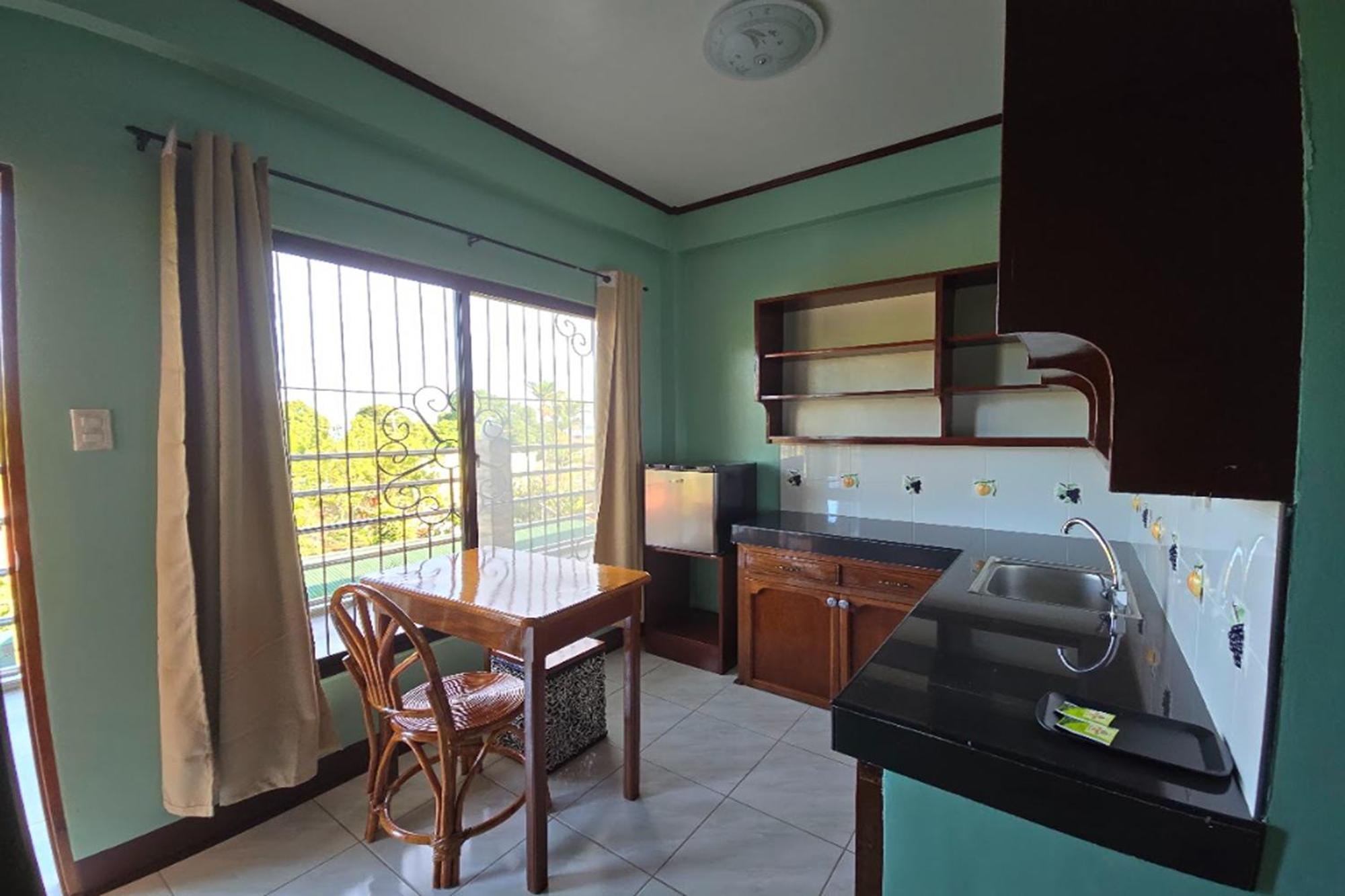Nober Pension House City Center Puerto Princesa Kültér fotó