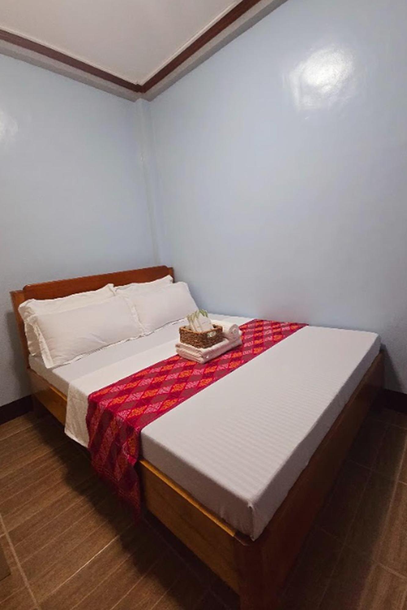 Nober Pension House City Center Puerto Princesa Kültér fotó